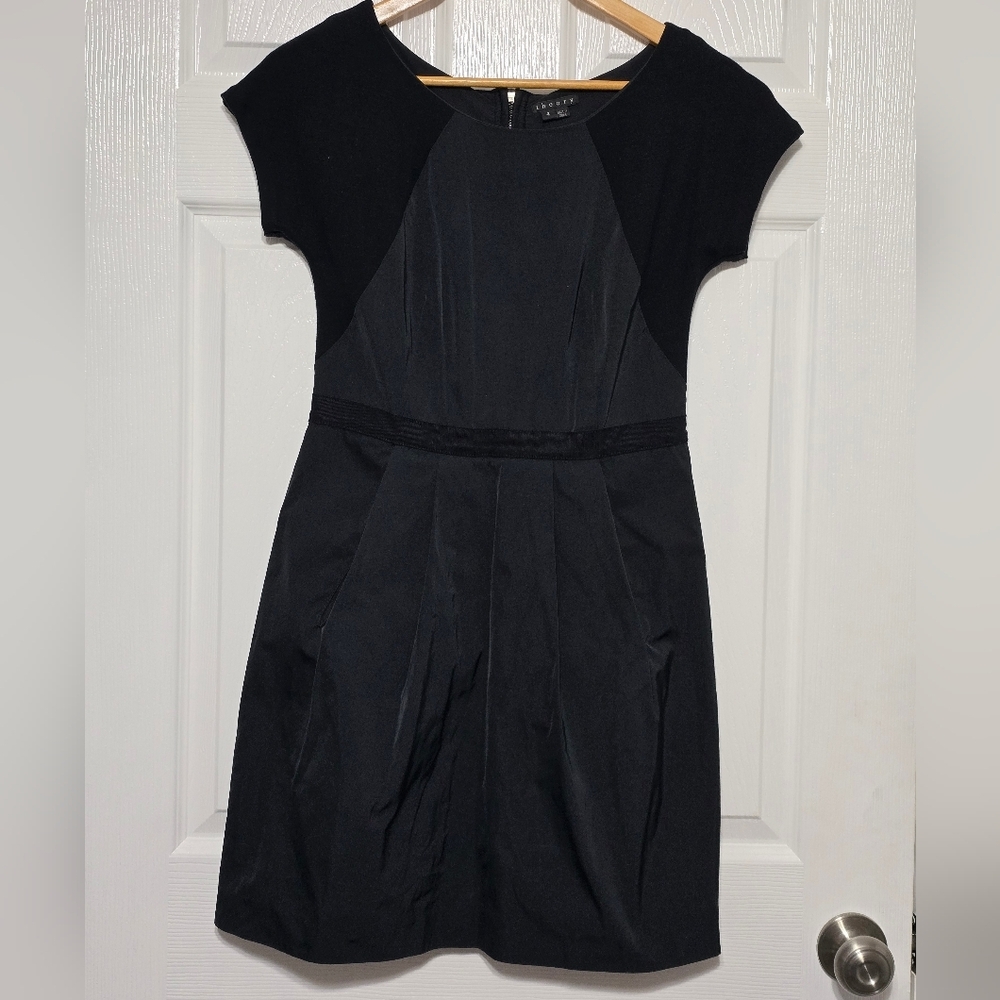 Theory Joena Mini Notorious Contrast Pockets Round Neck Sheath Dress Women's 4 - Picture 2 of 11